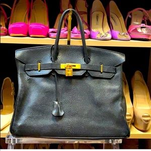 FLASH SALE!!! AUTHENTIC HERMÉS BLACK BIRKIN